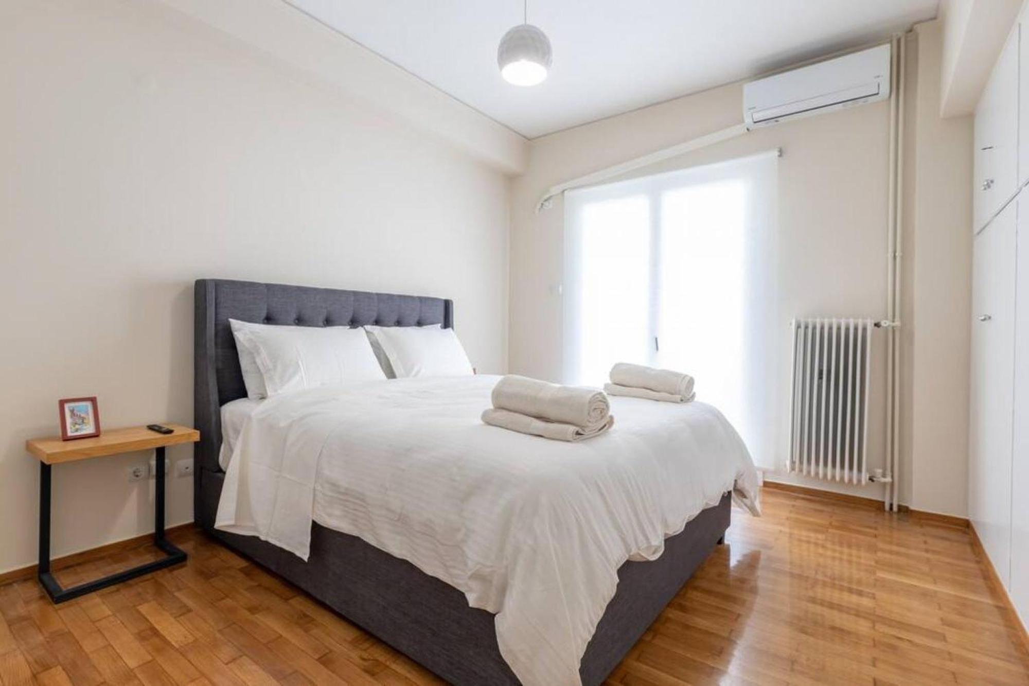 Amfitritis Family Lux Apartment At Palaio Faliro Atene Esterno foto