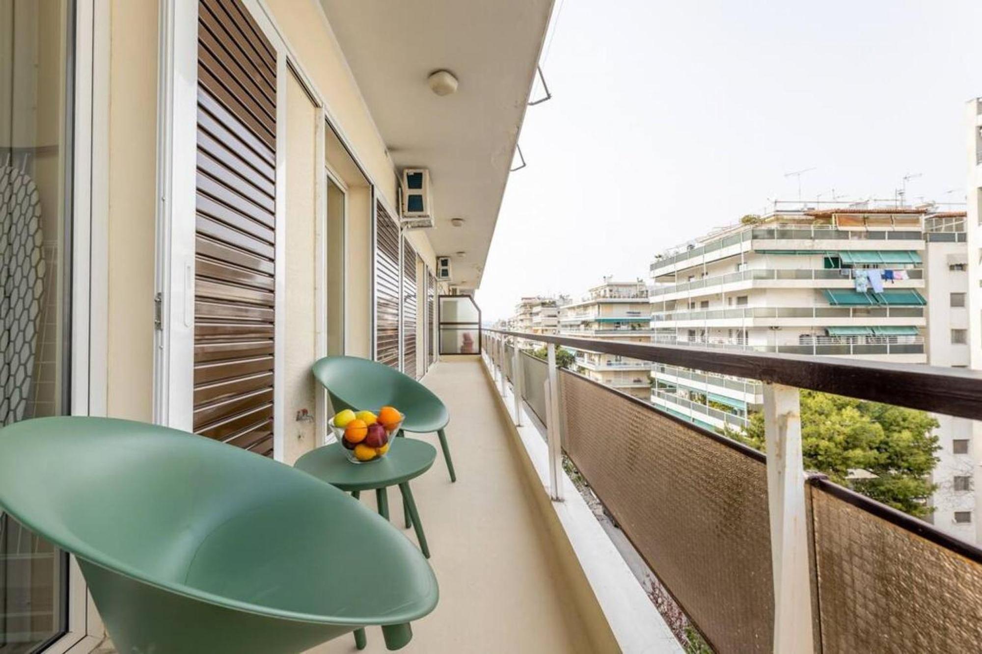 Amfitritis Family Lux Apartment At Palaio Faliro Atene Esterno foto