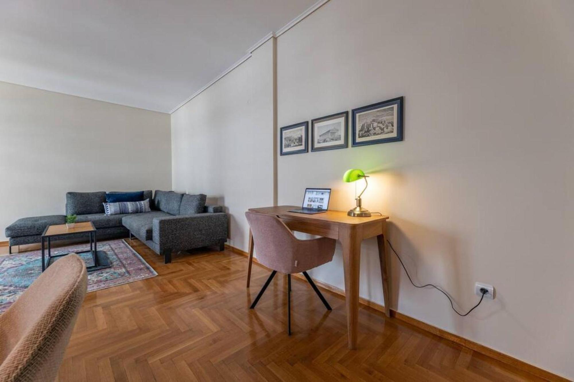 Amfitritis Family Lux Apartment At Palaio Faliro Atene Esterno foto