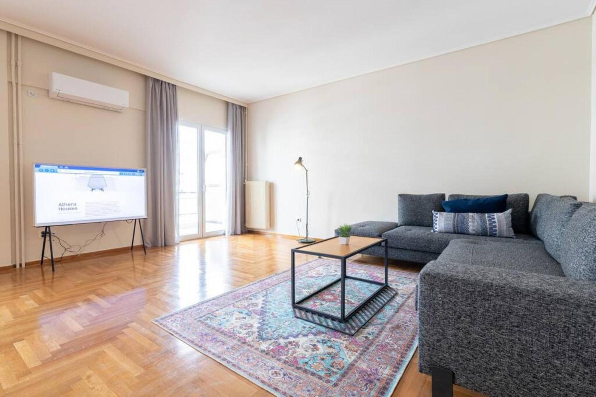 Amfitritis Family Lux Apartment At Palaio Faliro Atene Esterno foto
