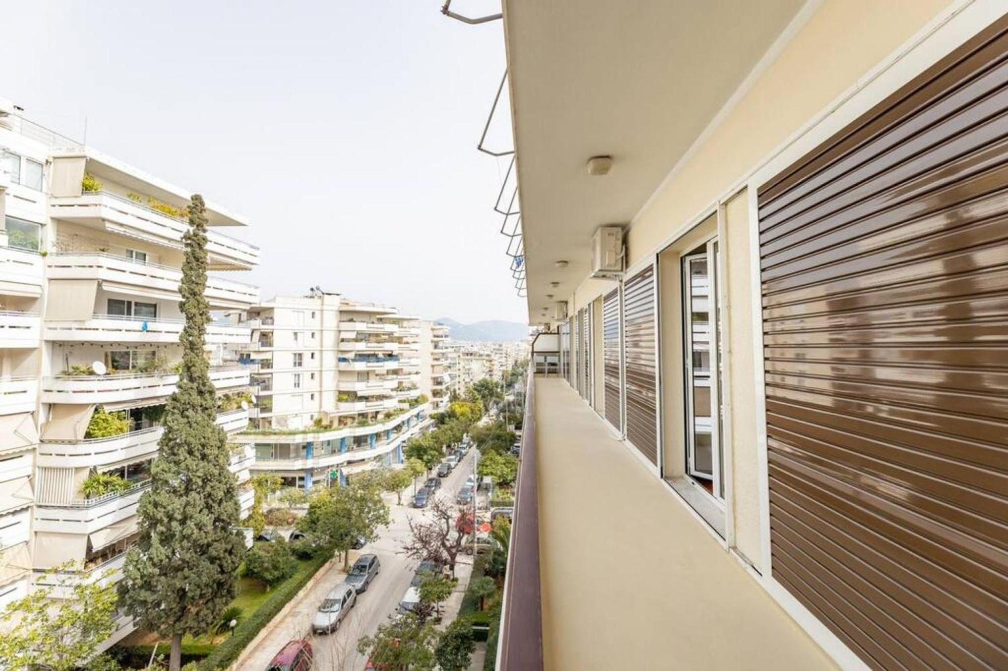 Amfitritis Family Lux Apartment At Palaio Faliro Atene Esterno foto